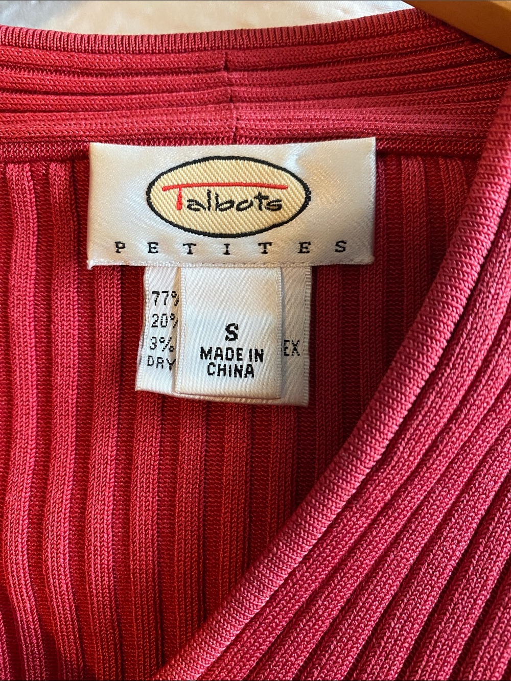Talbots Red Ribbed V-Neck Sweater - Picture 2 of 3